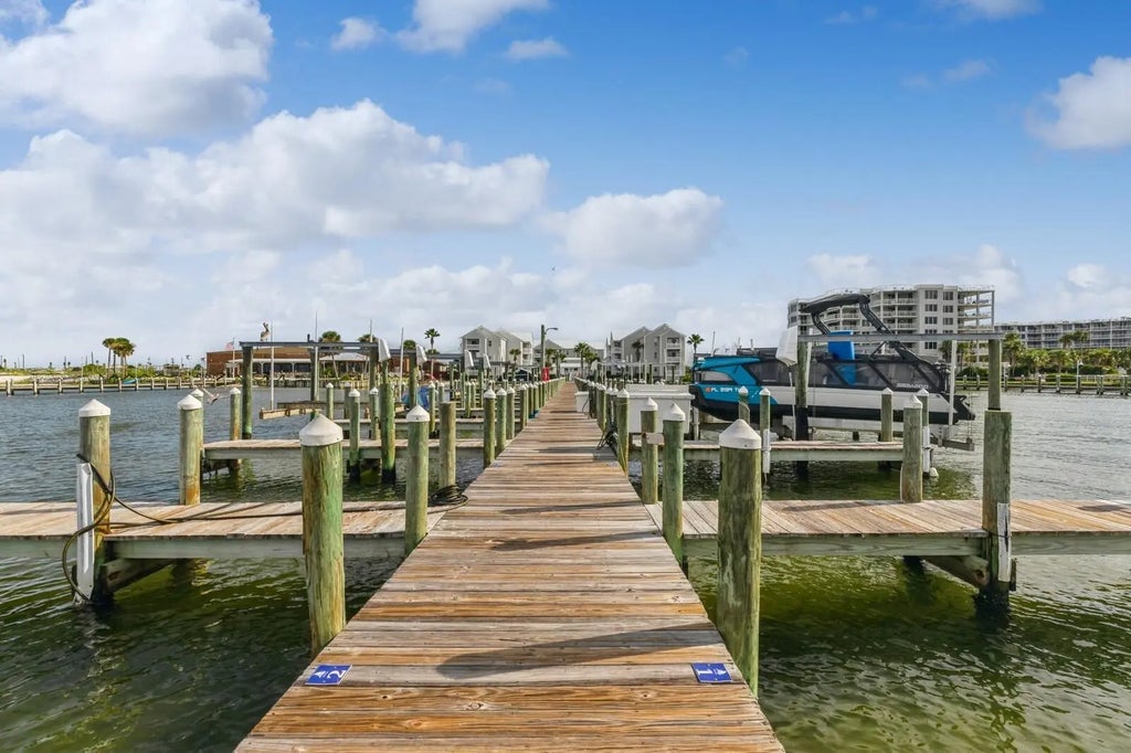 57 of 72 - 1330 Se Miracle Strip Parkway Apt 104, Fort Walton Beach, FL