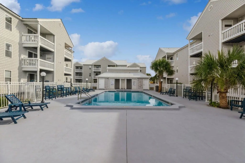 62 of 72 - 1330 Se Miracle Strip Parkway Apt 104, Fort Walton Beach, FL