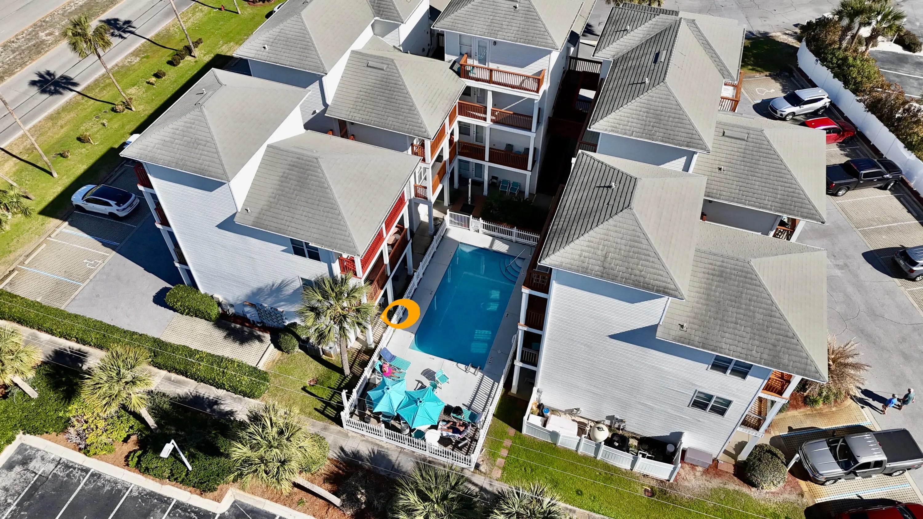 Photo of Listing #959291