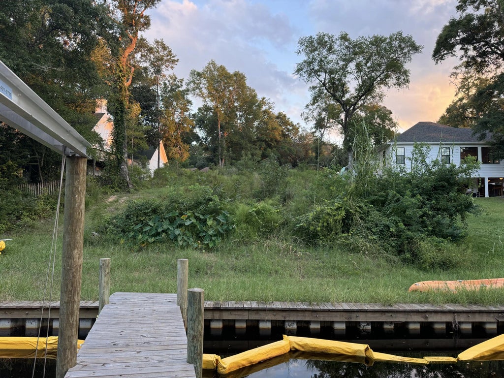 5 of 6 - 2439 Duncan Drive, Niceville, FL