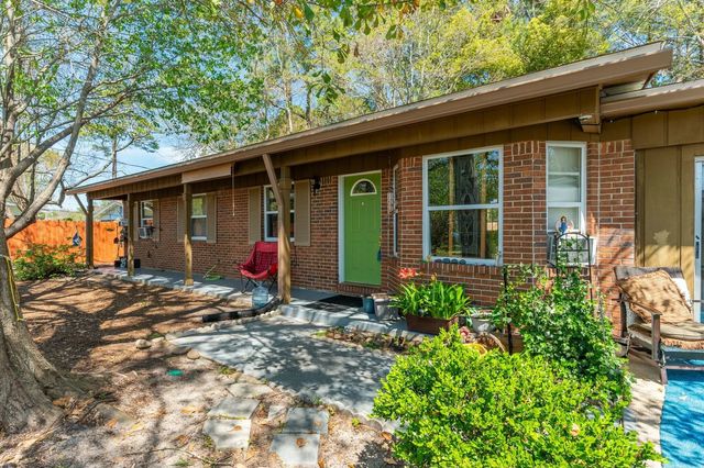 Photo of Listing #959900
