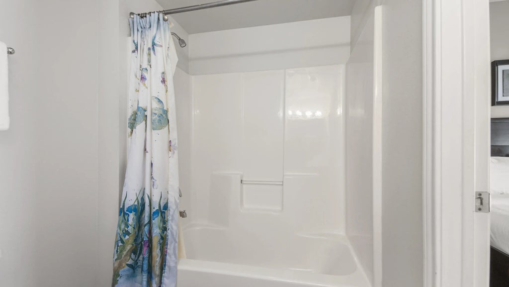 15 of 84 - 9900 S Thomas Drive Unit 1719, Panama City Beach, FL