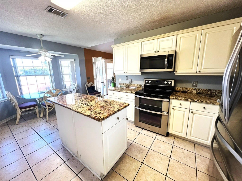 5 of 39 - 1937 Jessica Way, Navarre, FL