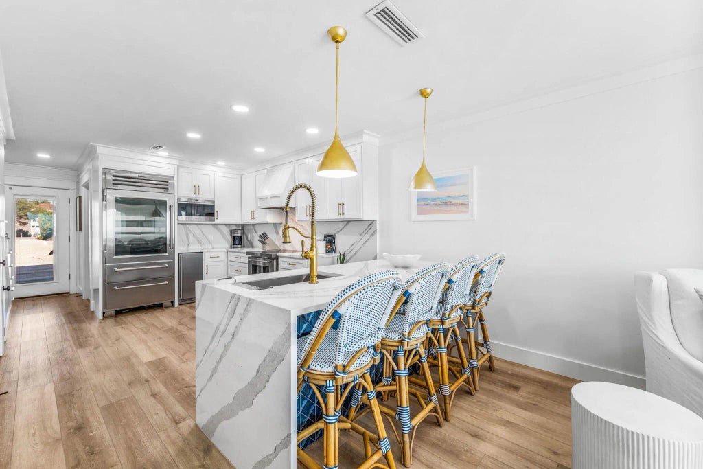 8 of 25 - 8090 E Co Hwy 30a 4, Inlet Beach, FL