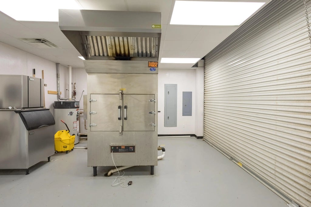 24 of 36 - 101 Business Centre Drive B, Miramar Beach, FL