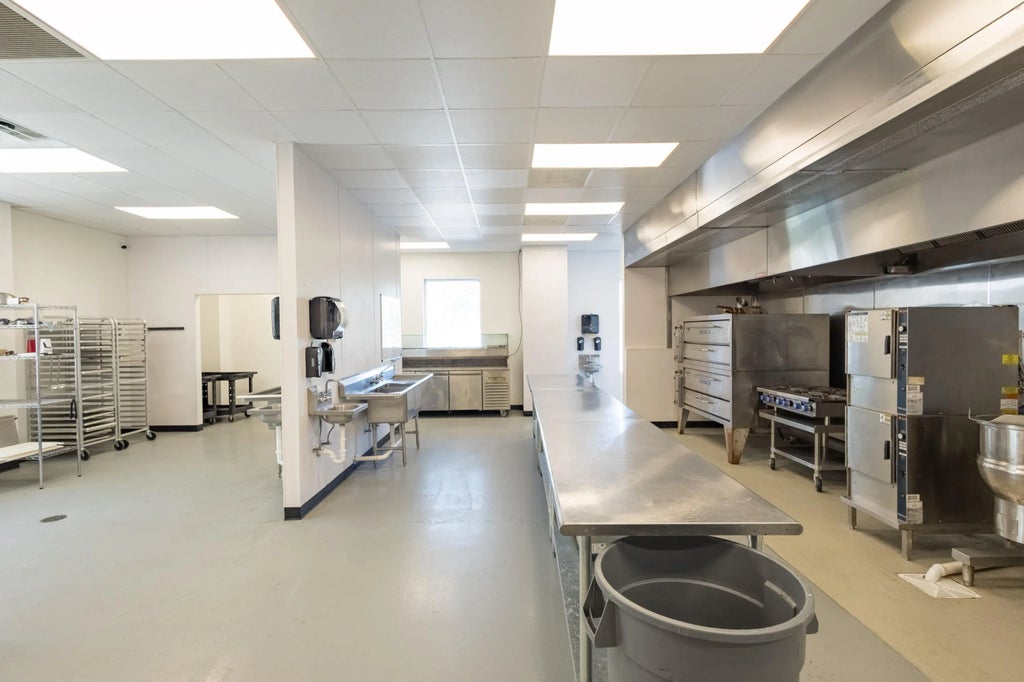 26 of 36 - 101 Business Centre Drive B, Miramar Beach, FL