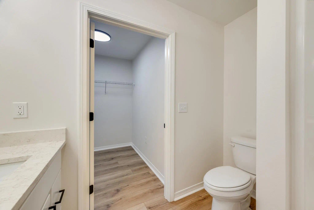 17 of 31 - 8086 Third Street, Laurel Hill, FL