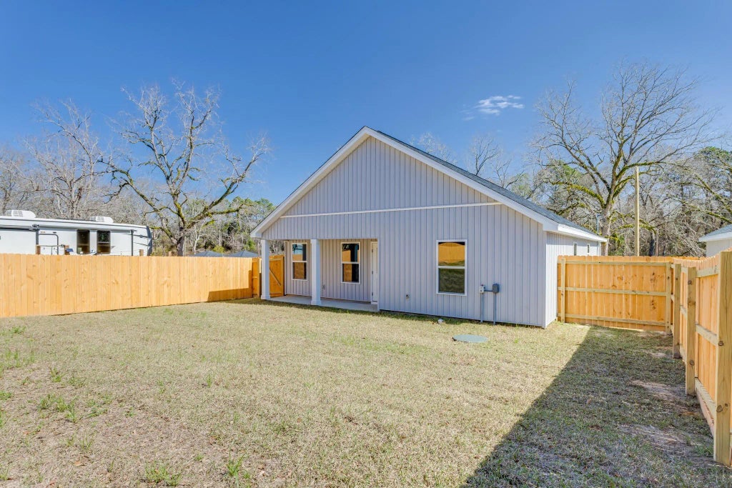 24 of 31 - 8086 Third Street, Laurel Hill, FL