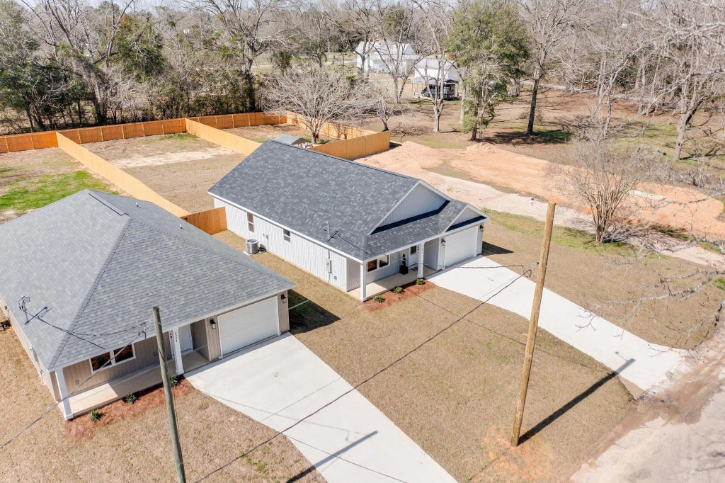 28 of 31 - 8086 Third Street, Laurel Hill, FL