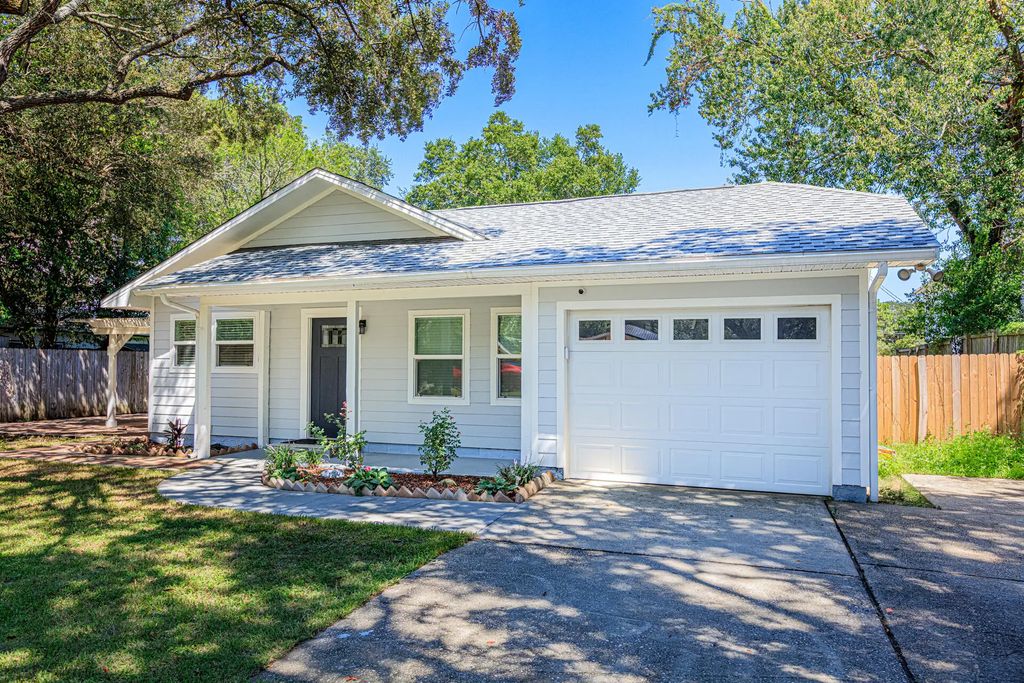 1013 Gloria Avenue, Fort Walton Beach