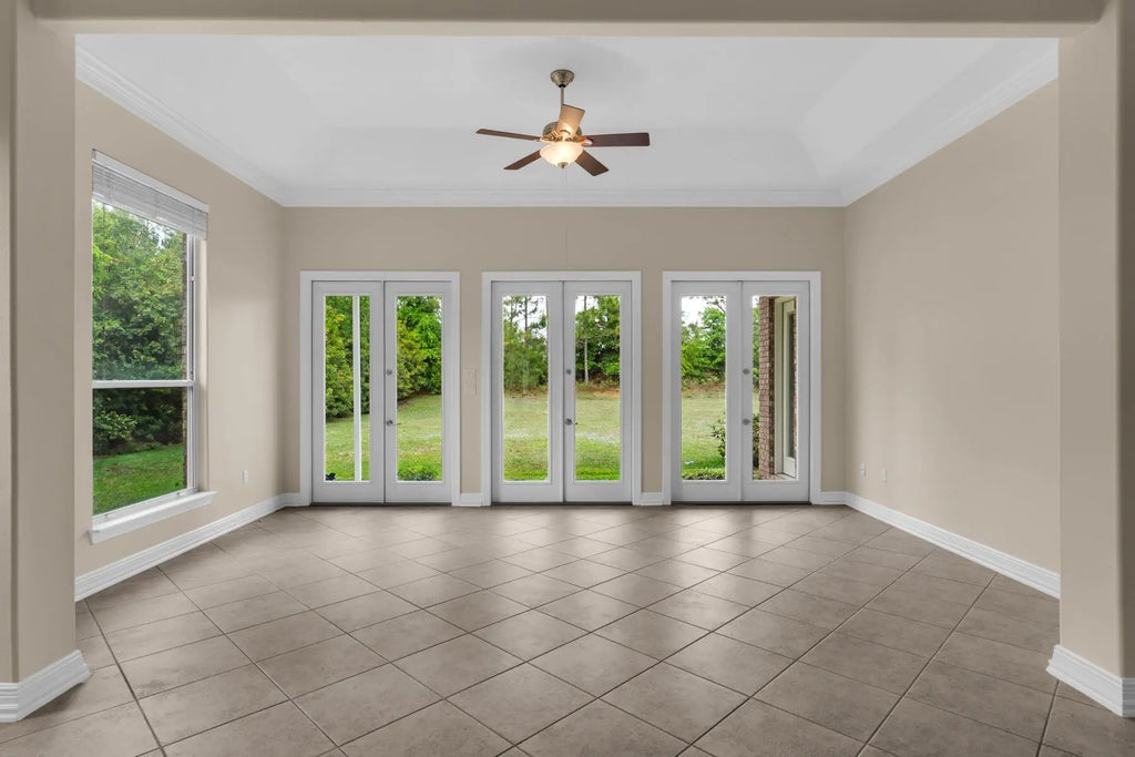 8 of 34 - 155 E Club House Drive, Freeport, FL