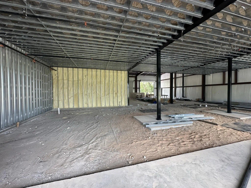 5 of 13 - 200 Hwy 90 2, Crestview, FL