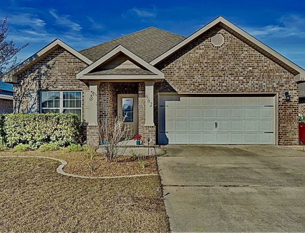 662 Teal Street, Crestview