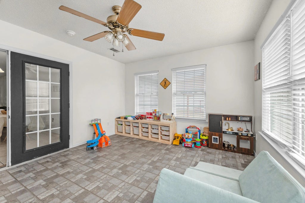 17 of 24 - 400 Brown Place, Crestview, FL