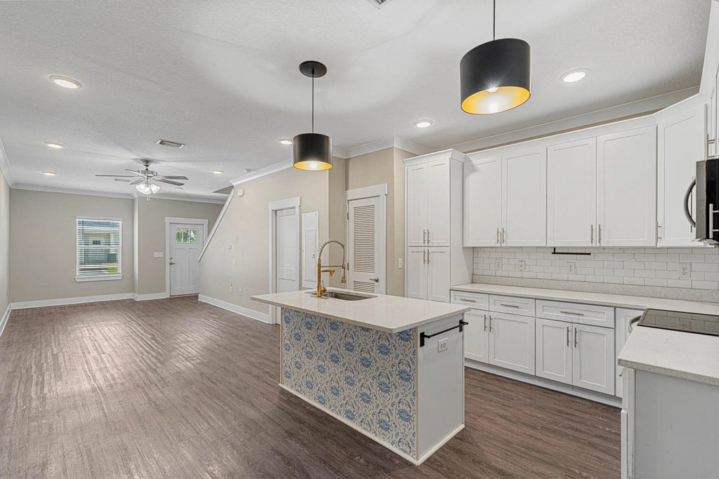 7 of 39 - 182 N Sand Palm Road, Freeport, FL