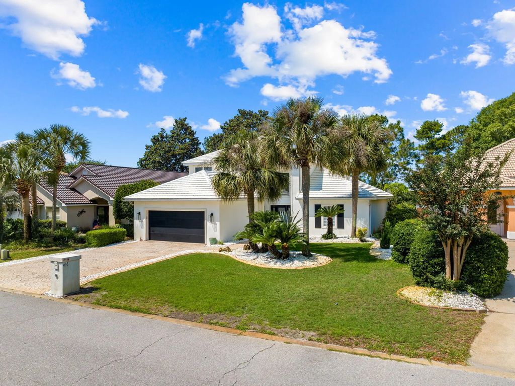 633 Emerald Bay Drive, Destin