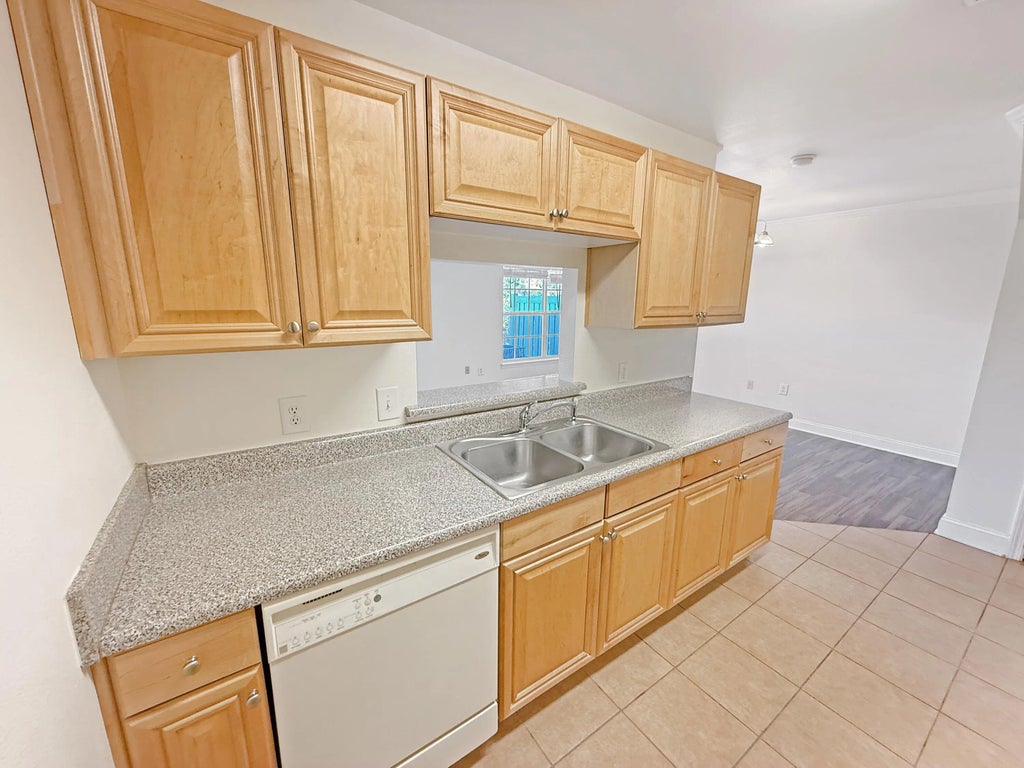 6 of 25 - 731 Majestic Drive, Crestview, FL