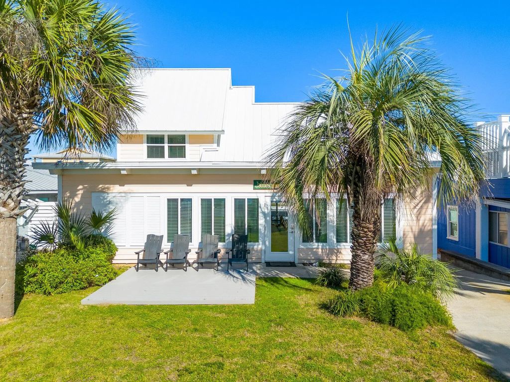 312 Highway 98, Mexico Beach