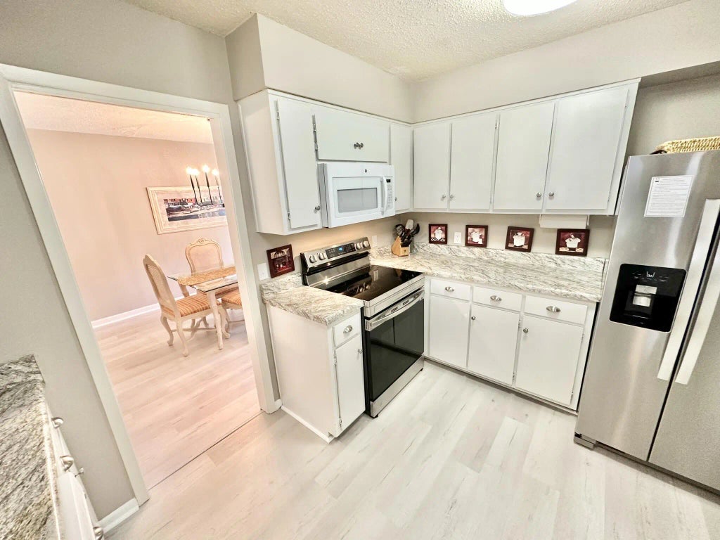 17 of 52 - 535 Augusta Place # 11401, Miramar Beach, FL