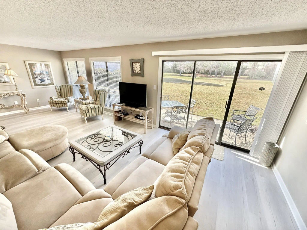 29 of 52 - 535 Augusta Place # 11401, Miramar Beach, FL