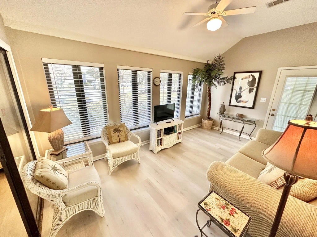 6 of 52 - 535 Augusta Place # 11401, Miramar Beach, FL