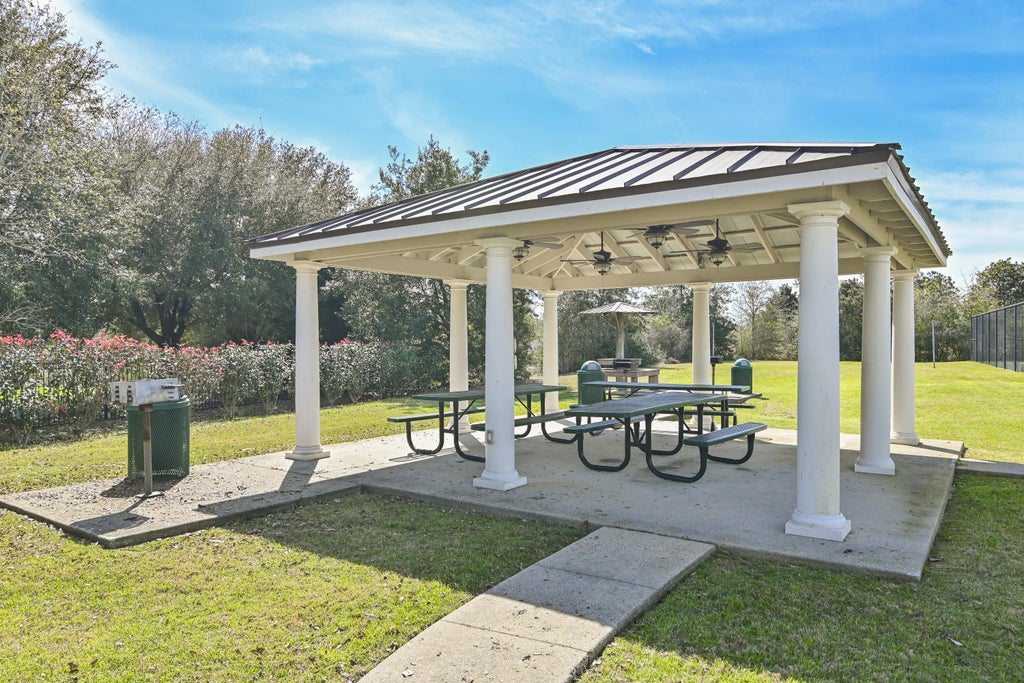 28 of 33 - 379 Fairway Crossing, Freeport, FL