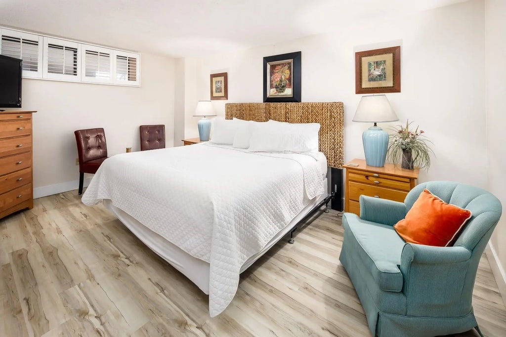 10 of 21 - 671 Nautilus Court Unit 402, Fort Walton Beach, FL