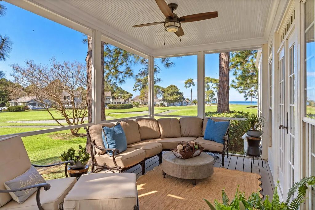 55 Vantage Point, Miramar Beach