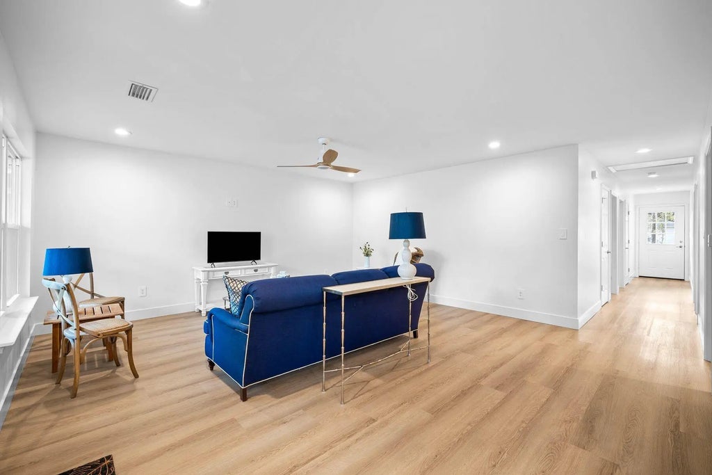 8 of 37 - 99 N 3rd Street, Santa Rosa Beach, FL