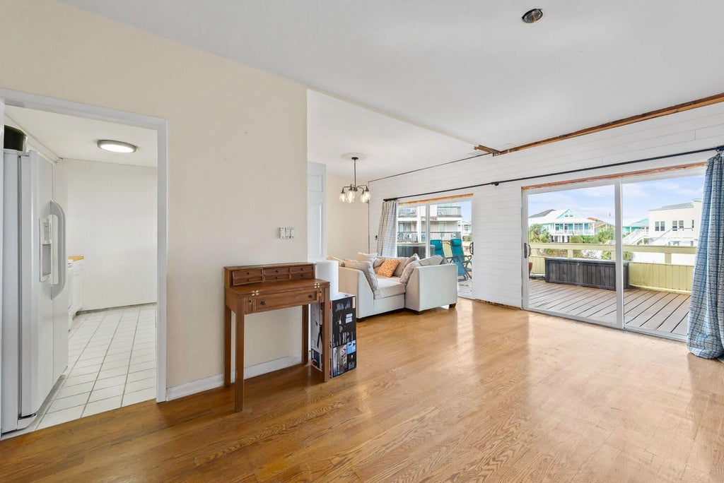 18 of 68 - 8520 Gulf Boulevard 35, Navarre, FL