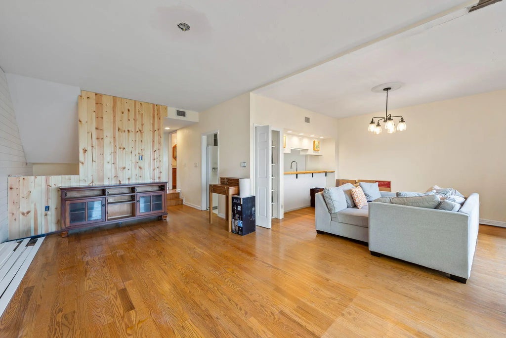 19 of 68 - 8520 Gulf Boulevard 35, Navarre, FL