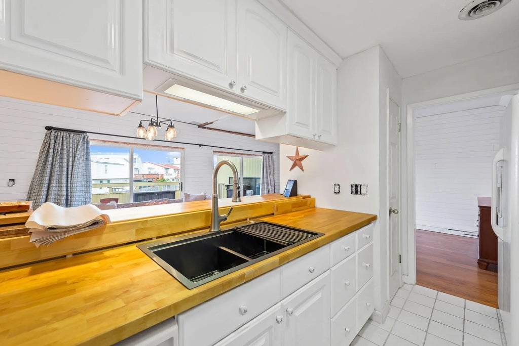 24 of 68 - 8520 Gulf Boulevard 35, Navarre, FL