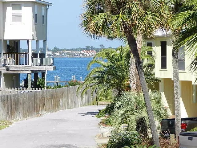 3 of 68 - 8520 Gulf Boulevard 35, Navarre, FL