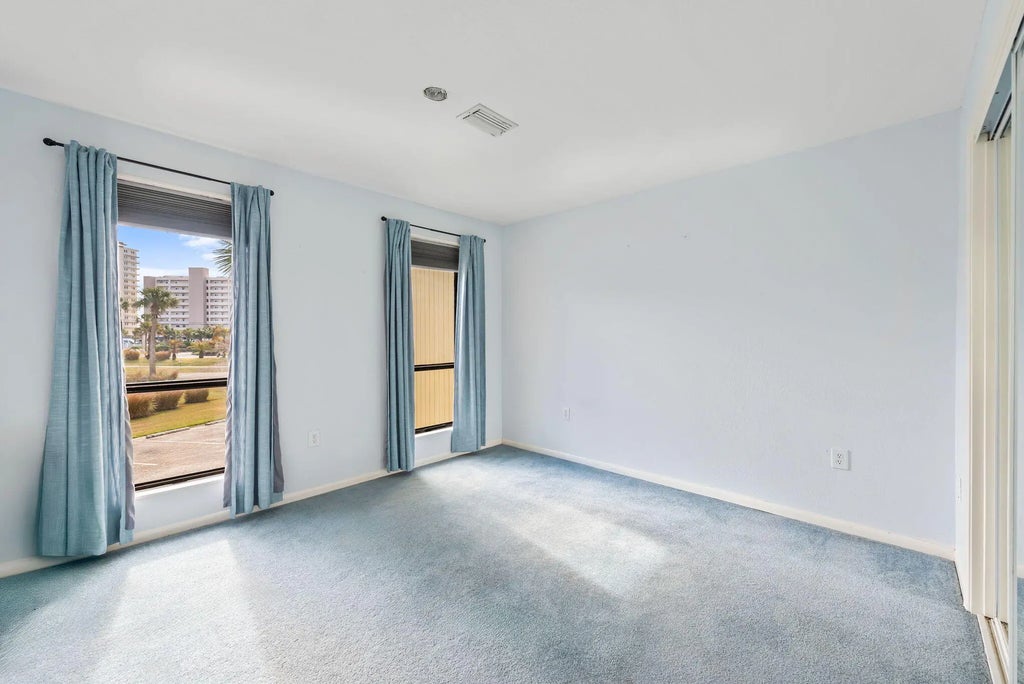 31 of 68 - 8520 Gulf Boulevard 35, Navarre, FL