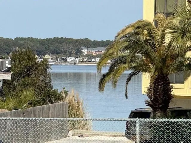 4 of 68 - 8520 Gulf Boulevard 35, Navarre, FL