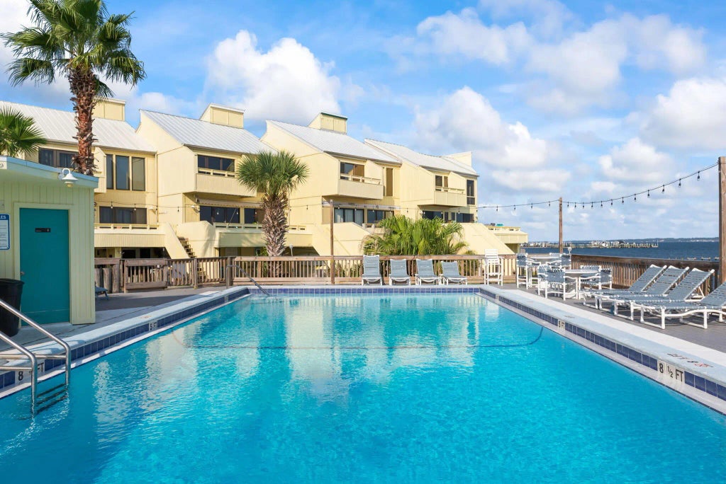 7 of 68 - 8520 Gulf Boulevard 35, Navarre, FL