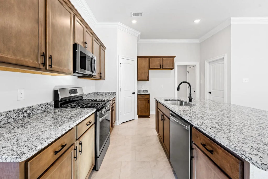 4 of 21 - 130 Hydrangea Boulevard, Freeport, FL