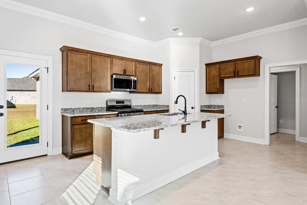 6 of 21 - 130 Hydrangea Boulevard, Freeport, FL