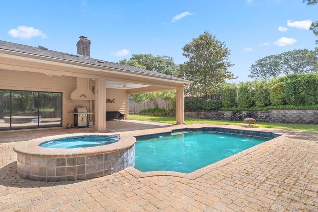 Photo of Listing #978065