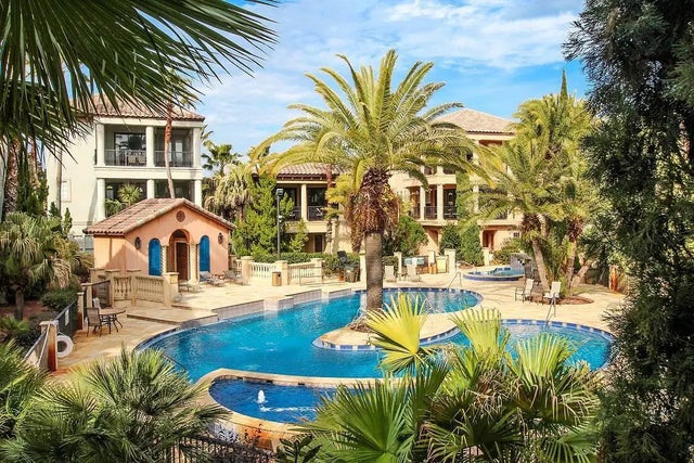 Photo of Listing #978985