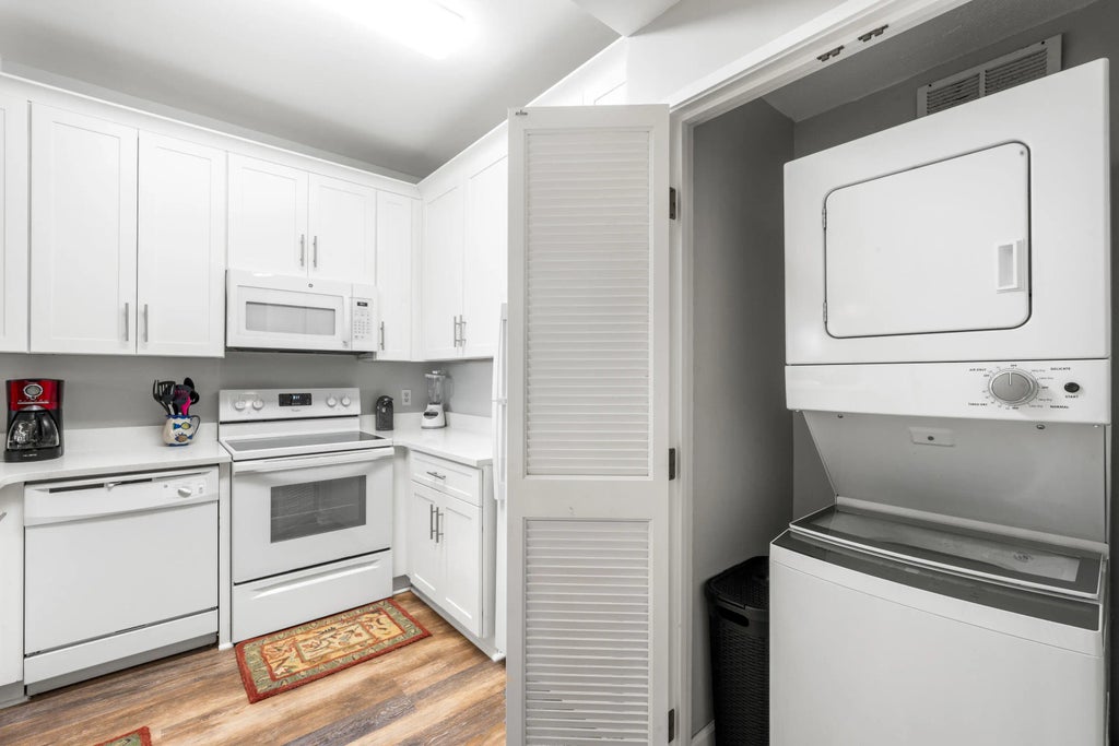 17 of 35 - 515 Tops L Beach Boulevard # 501, Miramar Beach, FL