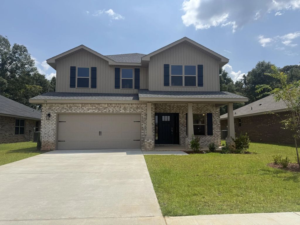 154 Ridgeway Circle, Crestview