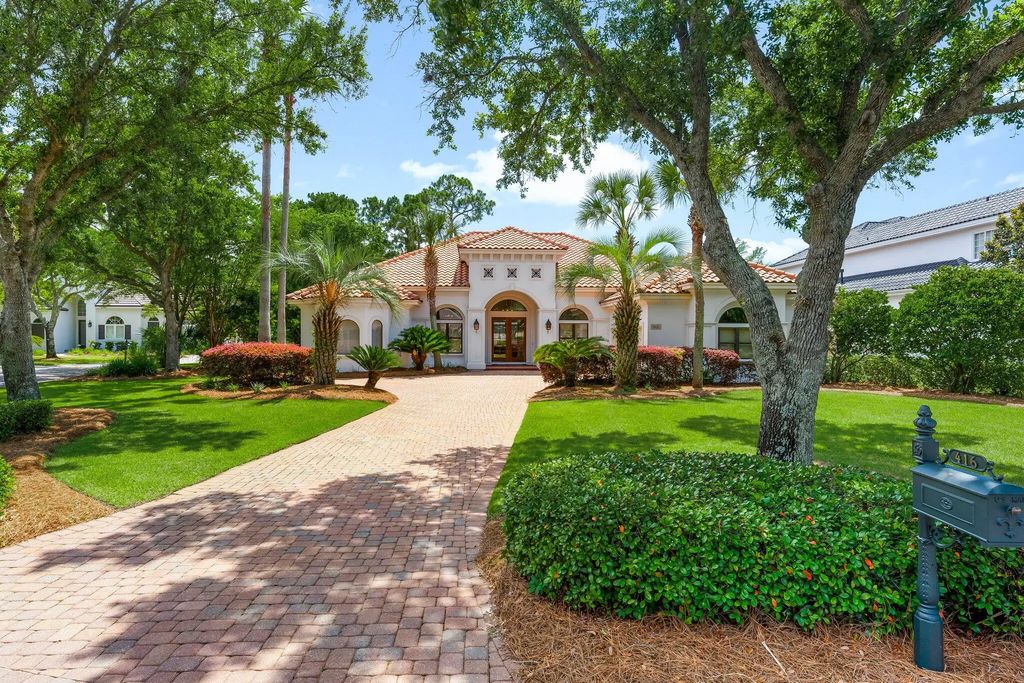 416 Admiral Court, Destin