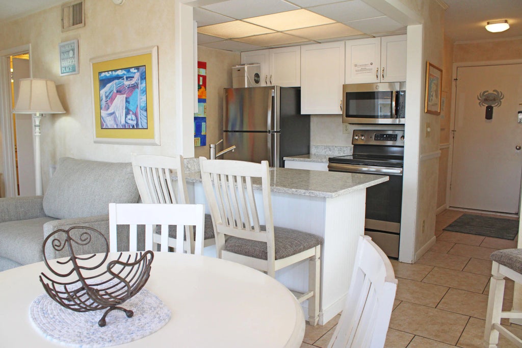 10 of 40 - 775 Gulf Shore Drive 2033, Destin, FL