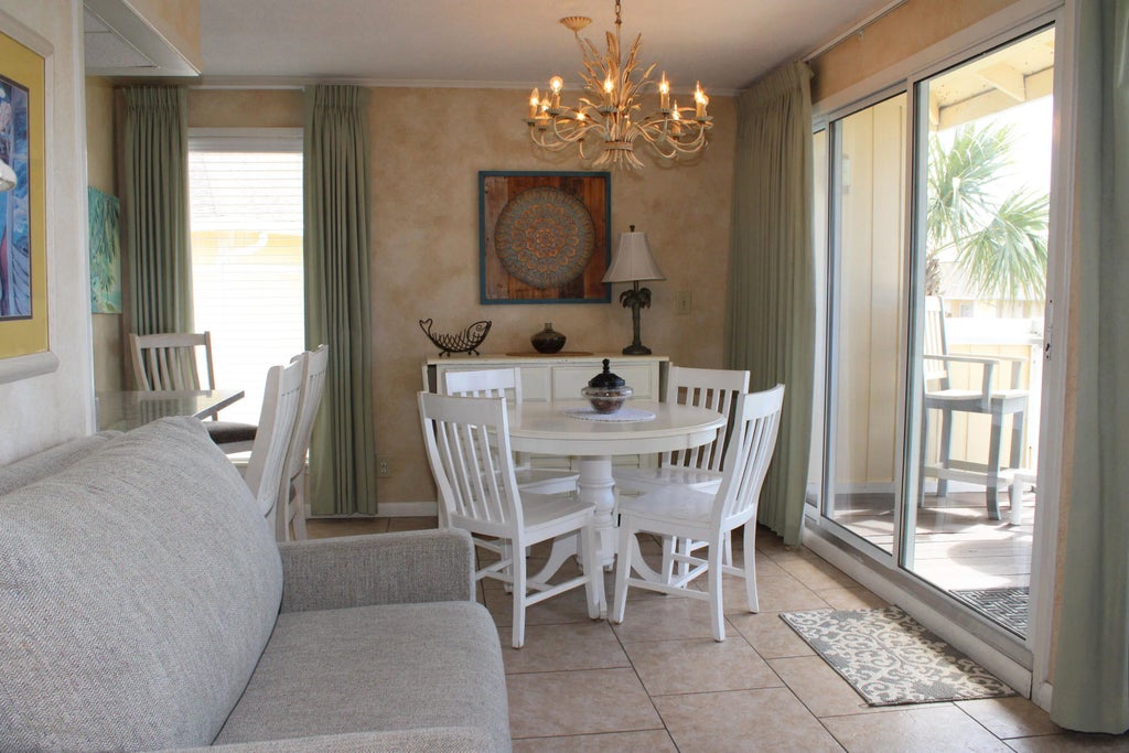 18 of 40 - 775 Gulf Shore Drive 2033, Destin, FL