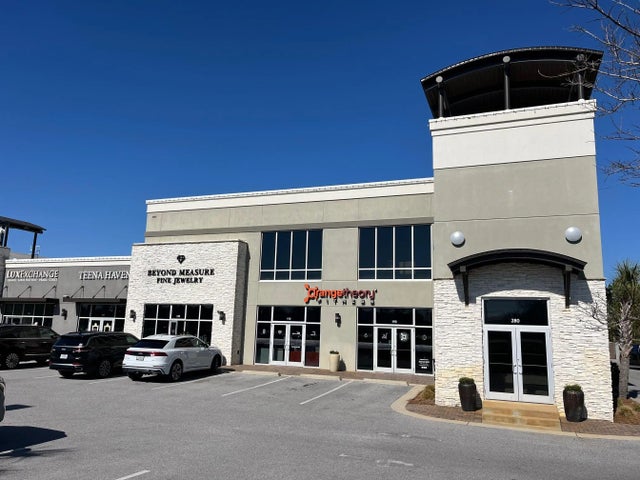 Photo of Listing #968326