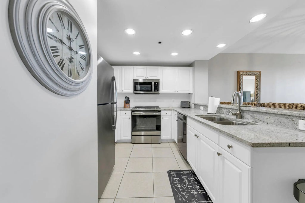 10 of 30 - 1751 Scenic Highway 98 302, Destin, FL