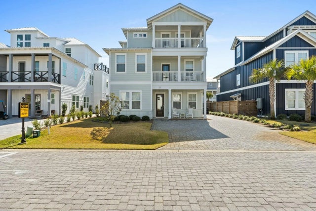 37 Penelope Street, Miramar Beach