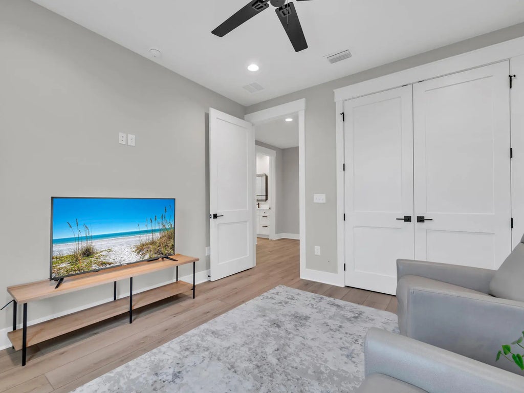 21 of 38 - 140 Sibert Avenue Unit 1, Destin, FL