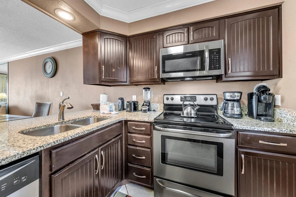 6 of 42 - 502 Gulf Shore Drive 208, Destin, FL